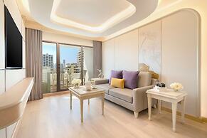 Centre Point Sukhumvit 10