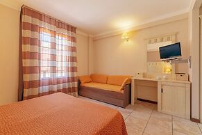 Villa Zina Park Hotel