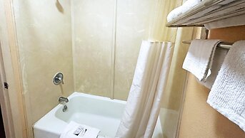 Apollo Lodge and RV Park