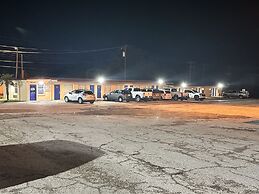 Apollo Lodge and RV Park