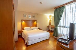 At Ease Saladaeng by AETAS