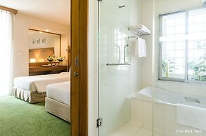 At Ease Saladaeng by AETAS