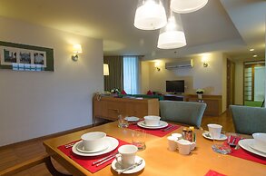 At Ease Saladaeng by AETAS