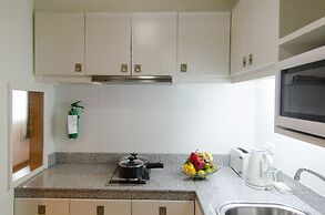 At Ease Saladaeng by AETAS