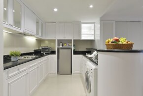 Centre Point Plus Hotel Silom