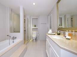 Centre Point Plus Hotel Silom