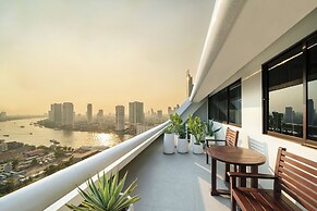 Centre Point Plus Hotel Silom