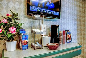 Motel 6 Huntsville, ON