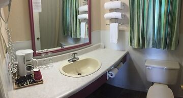 Country Squire Motel