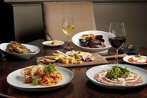 The Battle House Renaissance Mobile Hotel & Spa