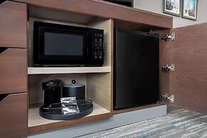 Hampton Inn & Suites ATL-Six Flags