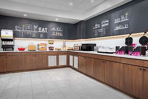 Hampton Inn & Suites ATL-Six Flags