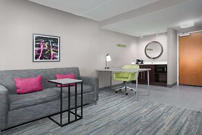 Hampton Inn & Suites ATL-Six Flags