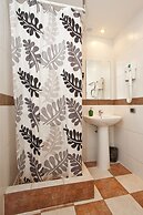 Italian Rooms and Apartments Pio on Mokhovaya