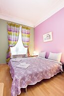 Italian Rooms and Apartments Pio on Mokhovaya