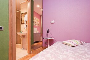 Italian Rooms and Apartments Pio on Mokhovaya