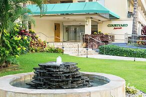 Courtyard by Marriott Waikiki Beach