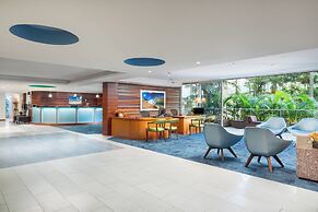 Courtyard by Marriott Waikiki Beach