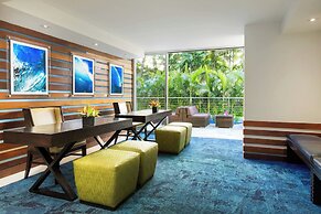 Courtyard by Marriott Waikiki Beach