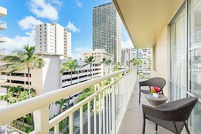 Courtyard by Marriott Waikiki Beach