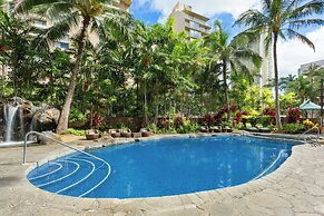 Courtyard by Marriott Waikiki Beach