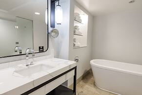 Hotel 1000, LXR Hotels & Resorts