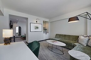 Hotel 1000, LXR Hotels & Resorts