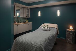 Hotel 1000, LXR Hotels & Resorts