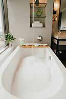 Hotel 1000, LXR Hotels & Resorts