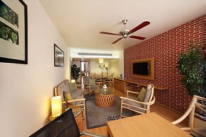 Hotel Maurya