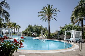 Cruccuris Resort Adults Only