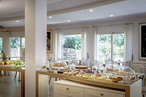 Cruccuris Resort Adults Only