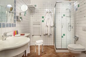 Cruccuris Resort Adults Only