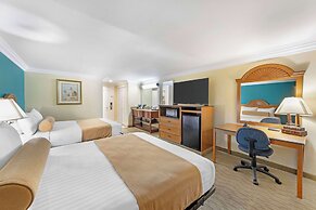 Best Western Harbour Inn & Suites Huntington - Sunset Beach