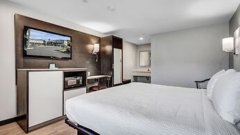 Days Inn & Suites by Wyndham Niagara Falls/Buffalo