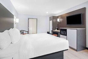 Days Inn & Suites by Wyndham Niagara Falls/Buffalo