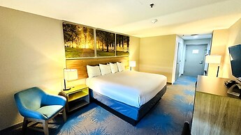 Days Inn & Suites by Wyndham Wynne