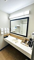 Days Inn & Suites by Wyndham Wynne