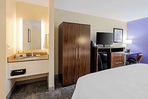 Best Western Plus Gen X Inn