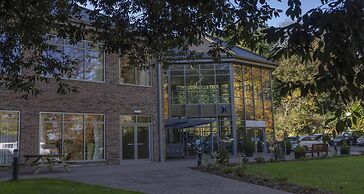 Best Western Plus Kenwick Park Hotel