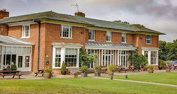 Best Western Plus Kenwick Park Hotel