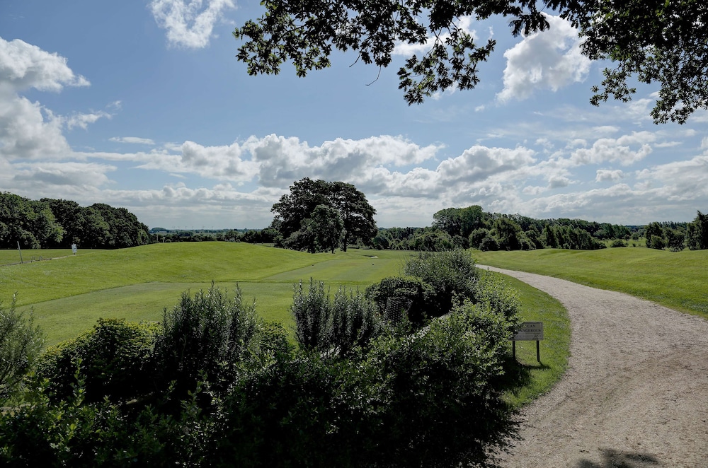 Best Western Plus Kenwick Park Hotel