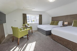 Best Western Plus Kenwick Park Hotel