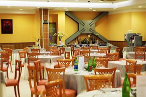 Hotel Futura Centro Congressi