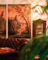 Hotel Savoy Palace