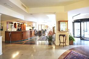 Hotel Savoy Palace