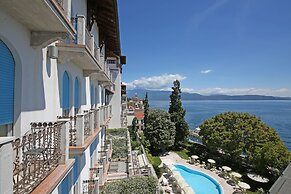 Hotel Savoy Palace