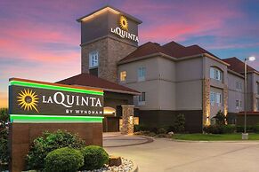 La Quinta Inn & Suites by Wyndham Belton - Temple South