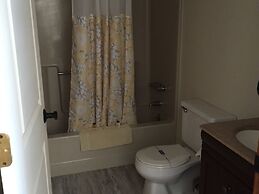 Milford Motel On The River