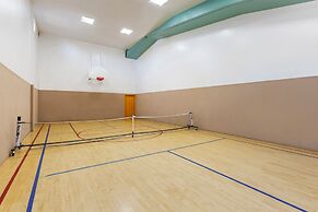 PVC at The Roundhouse Resort